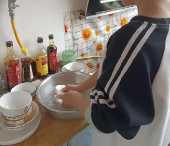 高平帮妈妈做家务的收获有哪些？